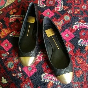 5/$25 Sweet Dolce Vita Gold Toe Slip On Flats